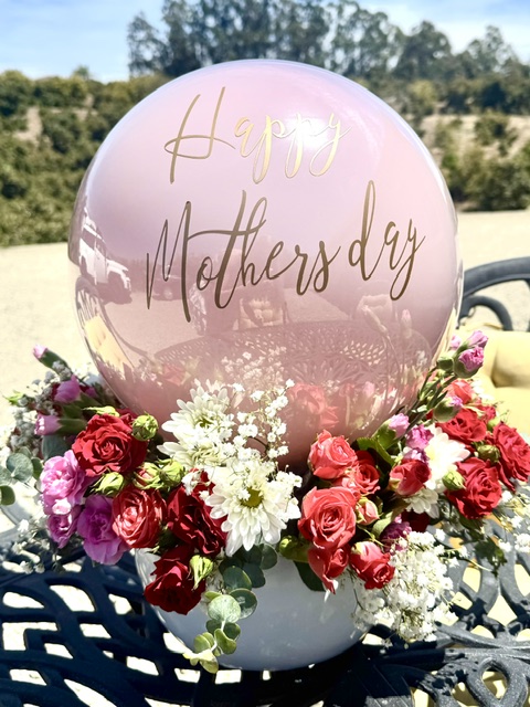 Balloonand Flower Bouquets - Belle Haven Events Minnesota